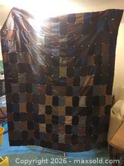 MaxSold Auction: Handmade 1920/1930's quilt - Lakewood (Colorado, USA) PARTNER MANAGED Moving Online Auction -  West Virginia Avenue