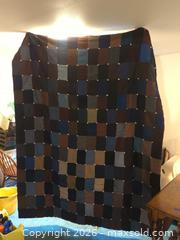 MaxSold Auction: Handmade 1920/1930's quilt - Lakewood (Colorado, USA) PARTNER MANAGED Moving Online Auction -  West Virginia Avenue