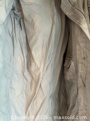 MaxSold Auction: Andrew Marc Women’s Long Puffer Winter Coat – Size Medium - Ottawa (Ontario, Canada) SELLER MANAGED Moving Online Auction -  Sablewood Place