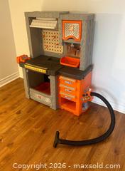 MaxSold Auction: Home Depot Kids Toy Workshop with Working Light - Ottawa (Ontario, Canada) SELLER MANAGED Moving Online Auction -  Sablewood Place