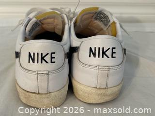 MaxSold Auction: Nike Blazer Low ’77 Vintage Sneakers Size 11.5 - Ottawa (Ontario, Canada) SELLER MANAGED Moving Online Auction -  Sablewood Place