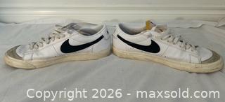 MaxSold Auction: Nike Blazer Low ’77 Vintage Sneakers Size 11.5 - Ottawa (Ontario, Canada) SELLER MANAGED Moving Online Auction -  Sablewood Place