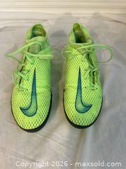 MaxSold Auction: Nike Phantom Soccer Cleats – Men’s Size 12 – Volt Green - Ottawa (Ontario, Canada) SELLER MANAGED Moving Online Auction -  Sablewood Place