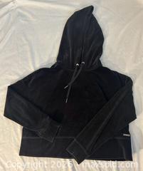 MaxSold Auction: Women’s Calvin Klein Performance Matching Lounge Set Hoodie & Joggers  - Ottawa (Ontario, Canada) SELLER MANAGED Moving Online Auction -  Sablewood Place