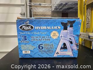 MaxSold Auction: Mack 3-Ton Steel Jack Stands Pair, 11"–16 1/8" Range - Toronto (Ontario, Canada) PARTNER MANAGED Reseller Online Auction - Coldwater Road