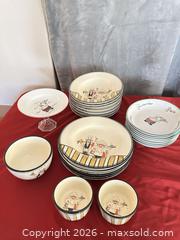 MaxSold Auction: HD Designs Ceramic Chef-Motif Bowls, Ramekins & Pedestal Cake Stand - Las Vegas (Nevada, USA) PARTNER MANAGED Estate Sale Online Auction - Masked Duck Avenue