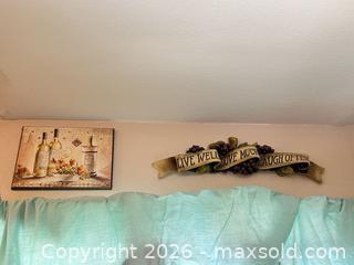 MaxSold Auction: Italian Wine-Themed Wall Decor Set – Ceramic, Wood, Resin - Las Vegas (Nevada, USA) PARTNER MANAGED Estate Sale Online Auction - Masked Duck Avenue