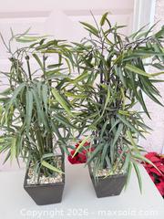 MaxSold Auction: Lot of 4 Artificial Silk/Plastic Flower Arrangements with Planters - Las Vegas (Nevada, USA) PARTNER MANAGED Estate Sale Online Auction - Masked Duck Avenue