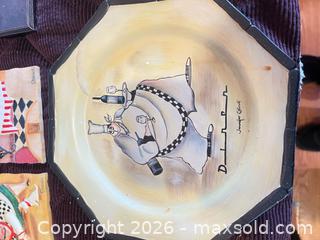 MaxSold Auction: Lot of 6-10 Kitchen & Wall Decor Plates, Figurines, Framed Art - Las Vegas (Nevada, USA) PARTNER MANAGED Estate Sale Online Auction - Masked Duck Avenue