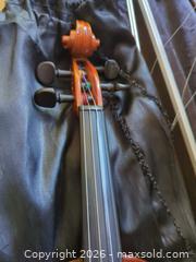 MaxSold Auction: 4/4 Full-Size Violin with Case & Bow - Brown/Orange Varnish - Central Saanich (British Columbia, Canada) PARTNER MANAGED Moving Online Auction - Cultra Avenue