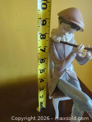 MaxSold Auction: Lladro Porcelain Musician Figurine,  - Central Saanich (British Columbia, Canada) PARTNER MANAGED Moving Online Auction - Cultra Avenue