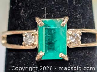 MaxSold Auction: 10K(1.5g)Emerald(0.95ct)Diamond(0.03ct) - Toronto (Ontario, Canada) PARTNER MANAGED Downsizing Online Auction - Yonge Street