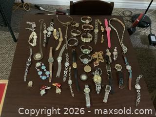 MaxSold Auction: Over 40 Assorted Watches  - Ajax (Ontario, Canada) SELLER MANAGED Reseller Online Auction - Pickering Beach Road