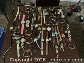 MaxSold Auction: Over 50 Vintage Watches  - Ajax (Ontario, Canada) SELLER MANAGED Reseller Online Auction - Pickering Beach Road