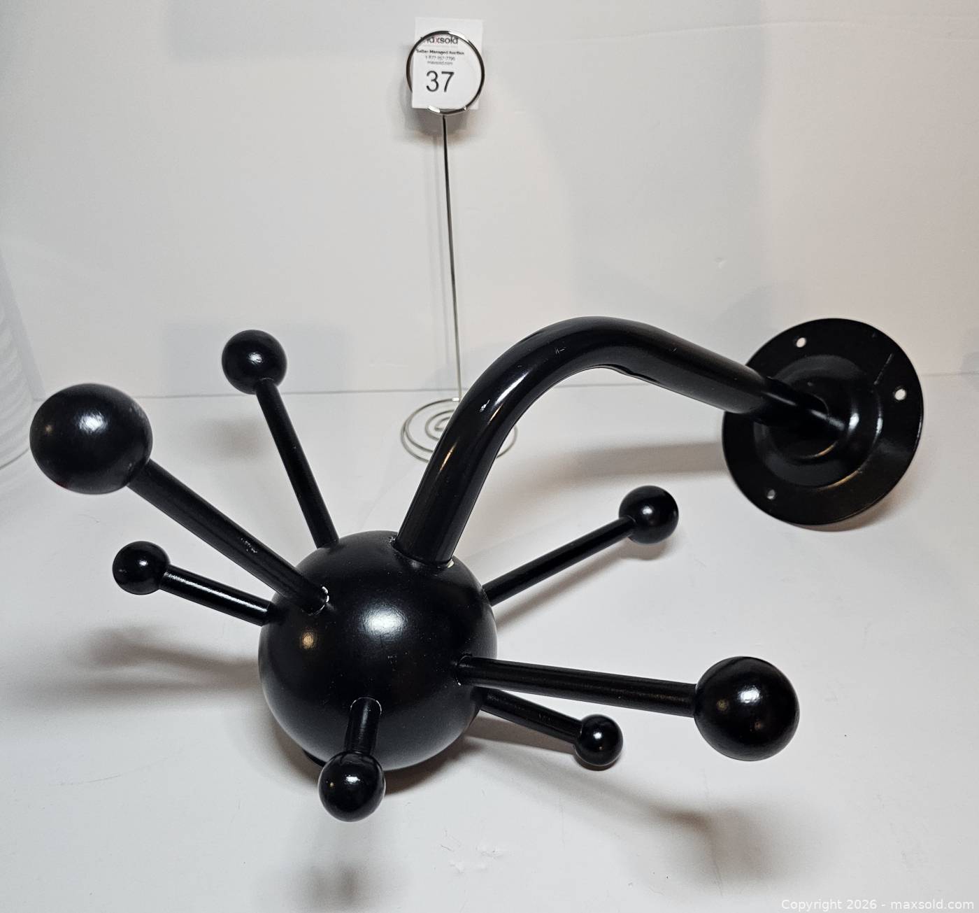 Bid Gallery | London (Ontario, Canada) SELLER MANAGED Downsizing Online ...