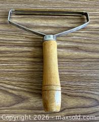 MaxSold Auction: Vintage Lint Remover - Los Altos (California, USA) SELLER MANAGED Estate Sale Online Auction - Holt Avenue