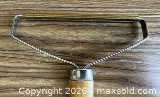 MaxSold Auction: Vintage Lint Remover - Los Altos (California, USA) SELLER MANAGED Estate Sale Online Auction - Holt Avenue