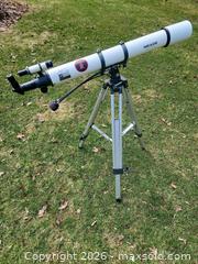 MaxSold Auction: Meade Model 390 Refractor Telescope – 90mm – 1000mm f/11 – With Tripod - Toronto (Ontario, Canada) SELLER MANAGED Downsizing Online Auction - Valecrest Drive