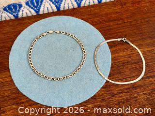 MaxSold Auction: 2x Sterling Silver 925 Bracelets Lot – Italy Herringbone & Link Chain, Vintage Style - Hamilton (Ontario, Canada) SELLER MANAGED Estate Sale Online Auction - Gertrude Street