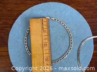 MaxSold Auction: 2x Sterling Silver 925 Bracelets Lot – Italy Herringbone & Link Chain, Vintage Style - Hamilton (Ontario, Canada) SELLER MANAGED Estate Sale Online Auction - Gertrude Street