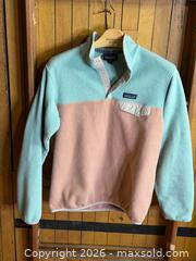 MaxSold Auction: Patagonia Synchilla Snap-T Fleece Pullover - Scotch Pink (Women's) - Hamilton (Ontario, Canada) SELLER MANAGED Estate Sale Online Auction - Gertrude Street