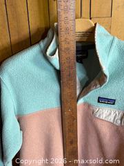 MaxSold Auction: Patagonia Synchilla Snap-T Fleece Pullover - Scotch Pink (Women's) - Hamilton (Ontario, Canada) SELLER MANAGED Estate Sale Online Auction - Gertrude Street