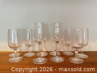 MaxSold Auction: Vintage Barware: Seneca +  Zwiesel Signature Stemware - Webster (New York, USA) PARTNER MANAGED Estate Sale Online Auction - Hidden Valley Trail