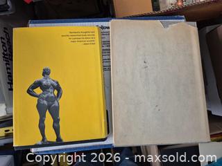 MaxSold Auction:  Art/Sculpture Hardcover Books - Toronto (Ontario, Canada) SELLER MANAGED Reseller Online Auction -  Cranfield Road
