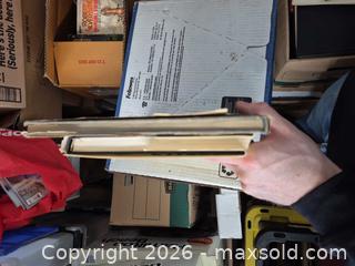 MaxSold Auction:  Art/Sculpture Hardcover Books - Toronto (Ontario, Canada) SELLER MANAGED Reseller Online Auction -  Cranfield Road