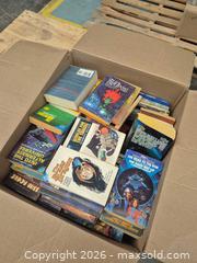MaxSold Auction: Box of Vintage Sci-Fi Mass-Market Paperback Science Fiction & Fantasy Books #2 - Toronto (Ontario, Canada) SELLER MANAGED Reseller Online Auction -  Cranfield Road