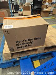 MaxSold Auction: Box of Vintage Sci-Fi Mass-Market Paperback Science Fiction & Fantasy Books #2 - Toronto (Ontario, Canada) SELLER MANAGED Reseller Online Auction -  Cranfield Road