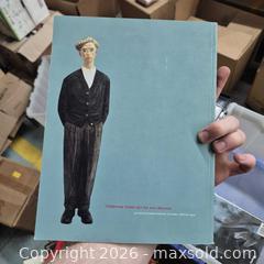 MaxSold Auction: Narcissism: Artists Reflect Themselves (Exhibition Catalogue) - Toronto (Ontario, Canada) SELLER MANAGED Reseller Online Auction -  Cranfield Road