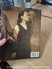 MaxSold Auction: Wise Women by Joyce Tenneson — Hardcover - Toronto (Ontario, Canada) SELLER MANAGED Reseller Online Auction -  Cranfield Road