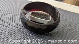 MaxSold Auction: Burgundy Bakelite Bracelet - Cambridge (Ontario, Canada) SELLER MANAGED Reseller Online Auction - Dakin Crescent