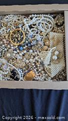 MaxSold Auction: Lot of Costume Jewelry  - Cambridge (Ontario, Canada) SELLER MANAGED Reseller Online Auction - Dakin Crescent