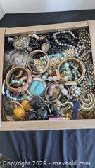 MaxSold Auction: Lot of Mixed Costume Jewelry  - Cambridge (Ontario, Canada) SELLER MANAGED Reseller Online Auction - Dakin Crescent