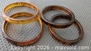 MaxSold Auction: Set of Bakelite Bracelets  - Cambridge (Ontario, Canada) SELLER MANAGED Reseller Online Auction - Dakin Crescent
