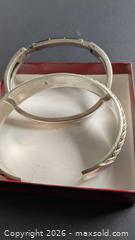 MaxSold Auction: Silver 925 Bracelets - Cambridge (Ontario, Canada) SELLER MANAGED Reseller Online Auction - Dakin Crescent