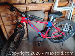 MaxSold Auction: Men’s bicycle Trail Geometry  - North Dundas (Ontario, Canada) SELLER MANAGED Estate Sale Online Auction - Nation Valley Road