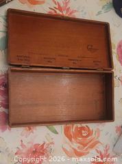MaxSold Auction: BLACKCAT CLOCK + VTG Cedarap Wooden Box + Rare Whitehouse Gold Finished Xmas Ornament - Ottawa (Ontario, Canada) SELLER MANAGED Downsizing Online Auction -  Woodpark Way