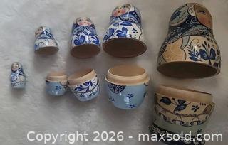 MaxSold Auction: Signed Russian Matryoshka Nesting Dolls Hand Painted, 5 Dolls Blue+White Floral - Ottawa (Ontario, Canada) SELLER MANAGED Downsizing Online Auction -  Woodpark Way