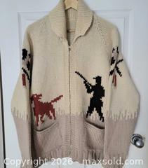 MaxSold Auction: Vintage Genuine COWICHAN Wool Knit 1960s Handmade Jacket XL-XXL - Ottawa (Ontario, Canada) SELLER MANAGED Downsizing Online Auction -  Woodpark Way