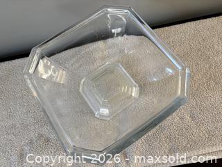 MaxSold Auction: Clear Octagonal Glass Footed Decorative Bowl, Medium - Ottawa (Ontario, Canada) SELLER MANAGED Downsizing Online Auction - Cheverton Avenue