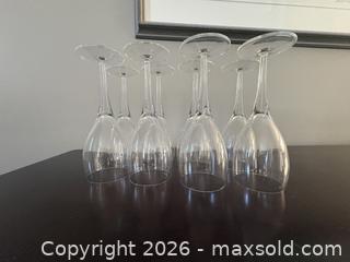 MaxSold Auction: Set of 8 Clear Glass Stemmed Champagne Flutes & Wine Glasses - Ottawa (Ontario, Canada) SELLER MANAGED Downsizing Online Auction - Cheverton Avenue