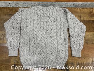 MaxSold Auction: Aran Mor Wool Sweater Size Large Made in Ireland - Mississauga (Ontario, Canada) SELLER MANAGED Downsizing Online Auction - Sherwood Mills Boulevard