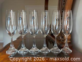 MaxSold Auction: Rosenthal Clarion set of 6 crystal champagne flutes - Mississauga (Ontario, Canada) SELLER MANAGED Downsizing Online Auction - Sherwood Mills Boulevard