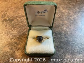 MaxSold Auction: Ladies 10 k yellow gold ring - Janetville (Ontario, Canada) SELLER MANAGED Charity/Fundraising Online Auction - Janetville Road