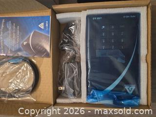 MaxSold Auction: Apricorn Padlock for Data Secruity & Drive Erazer Ultra - Los Angeles (California, USA) PARTNER MANAGED Moving Online Auction - W 36th Street (CONDO)