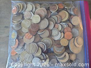 MaxSold Auction: Heavy Lot of Foreign Coins  - Los Angeles (California, USA) PARTNER MANAGED Moving Online Auction - W 36th Street (CONDO)