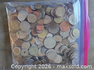 MaxSold Auction: Heavy Lot of Foreign Coins - Los Angeles (California, USA) PARTNER MANAGED Moving Online Auction - W 36th Street (CONDO)